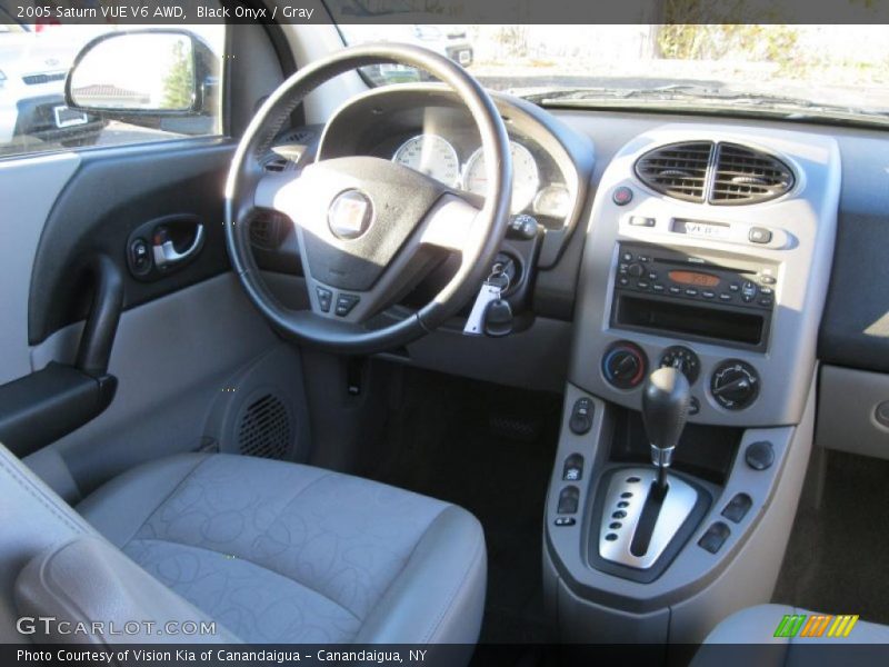 Black Onyx / Gray 2005 Saturn VUE V6 AWD