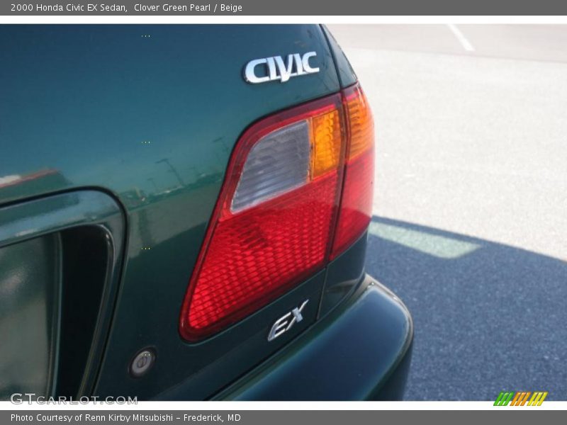 Clover Green Pearl / Beige 2000 Honda Civic EX Sedan