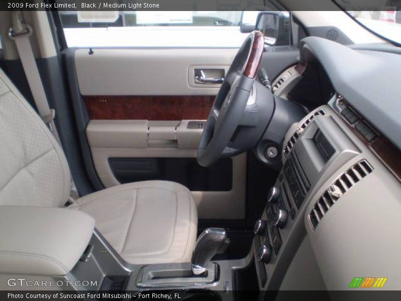 Black / Medium Light Stone 2009 Ford Flex Limited