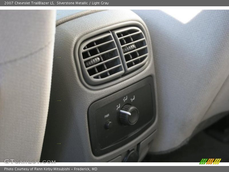 Silverstone Metallic / Light Gray 2007 Chevrolet TrailBlazer LS