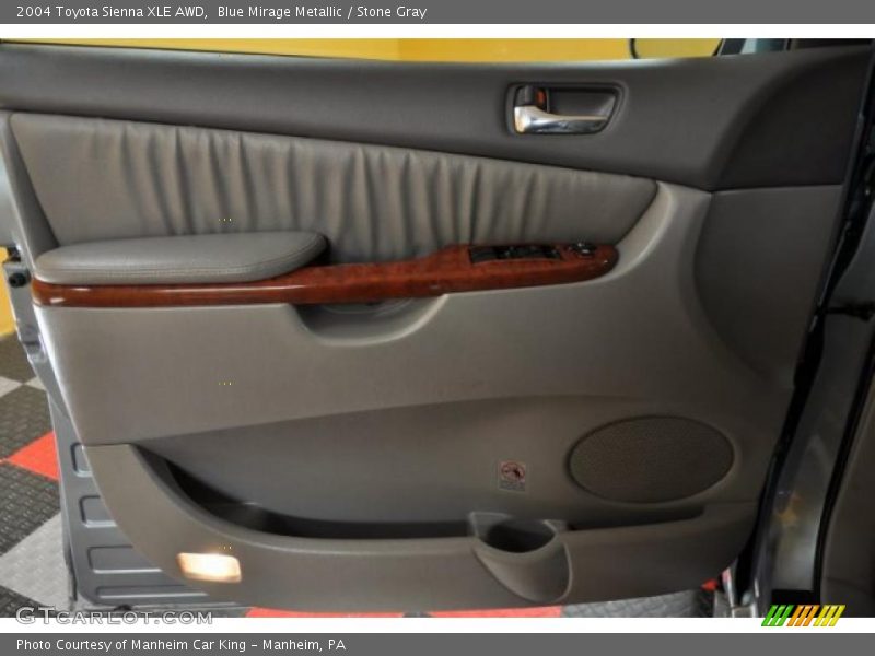 Blue Mirage Metallic / Stone Gray 2004 Toyota Sienna XLE AWD