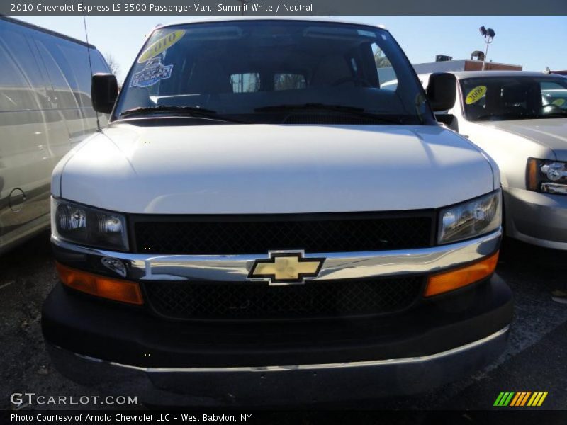 Summit White / Neutral 2010 Chevrolet Express LS 3500 Passenger Van