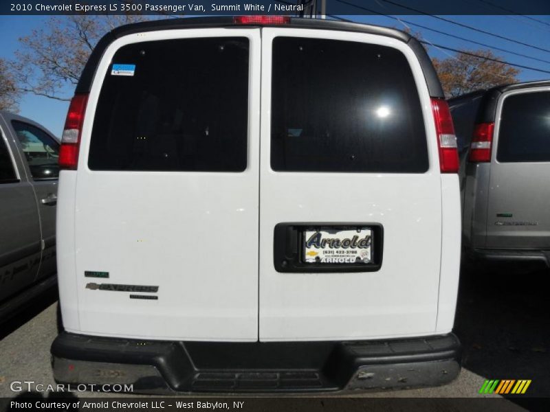 Summit White / Neutral 2010 Chevrolet Express LS 3500 Passenger Van