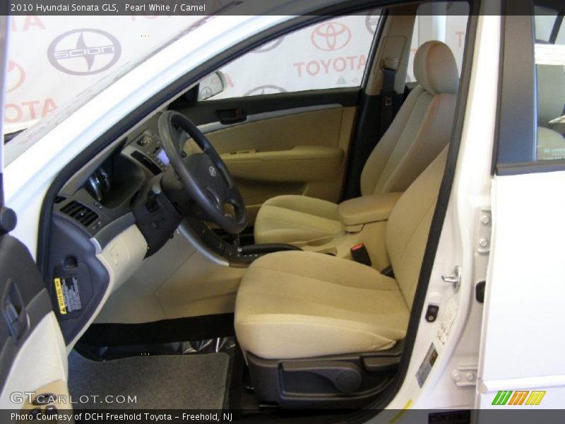 Pearl White / Camel 2010 Hyundai Sonata GLS