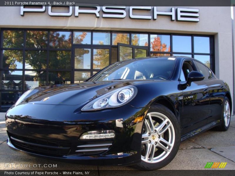 Black / Black 2011 Porsche Panamera 4