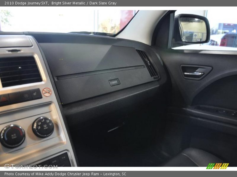 Bright Silver Metallic / Dark Slate Gray 2010 Dodge Journey SXT