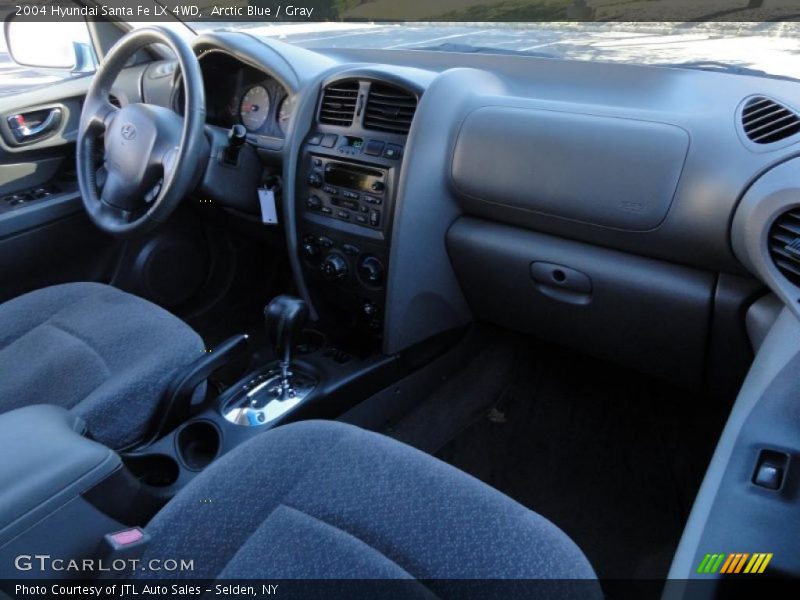 Dashboard of 2004 Santa Fe LX 4WD