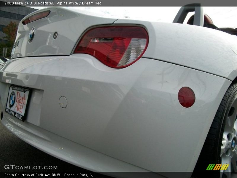 Alpine White / Dream Red 2008 BMW Z4 3.0i Roadster