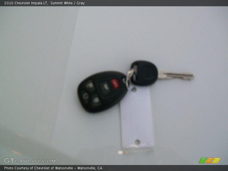 Summit White / Gray 2010 Chevrolet Impala LT