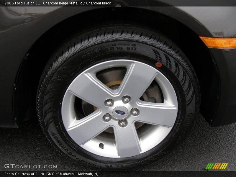 Charcoal Beige Metallic / Charcoal Black 2006 Ford Fusion SE