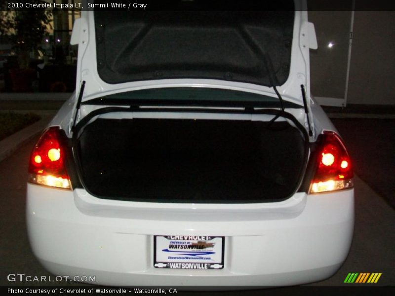 Summit White / Gray 2010 Chevrolet Impala LT