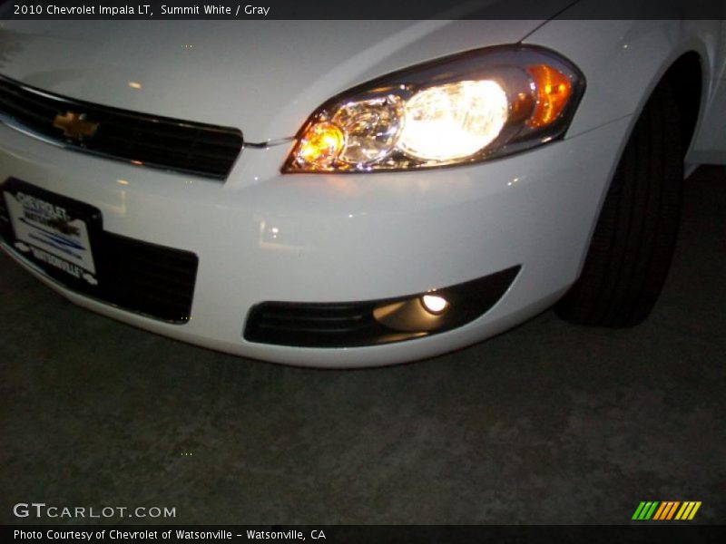 Summit White / Gray 2010 Chevrolet Impala LT