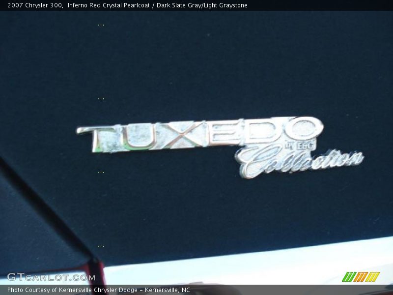 Inferno Red Crystal Pearlcoat / Dark Slate Gray/Light Graystone 2007 Chrysler 300