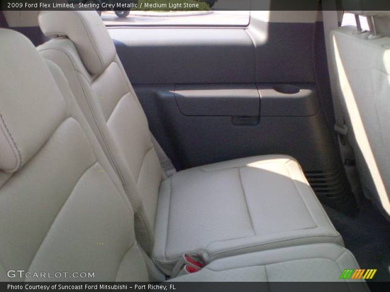 Sterling Grey Metallic / Medium Light Stone 2009 Ford Flex Limited