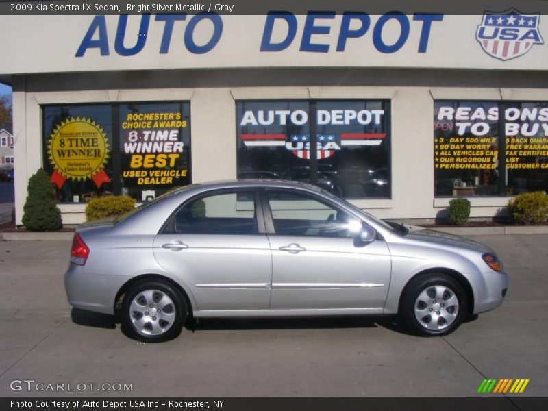 Bright Silver Metallic / Gray 2009 Kia Spectra LX Sedan