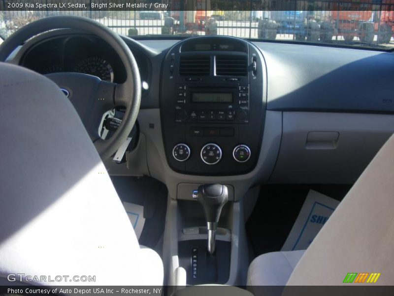 Bright Silver Metallic / Gray 2009 Kia Spectra LX Sedan