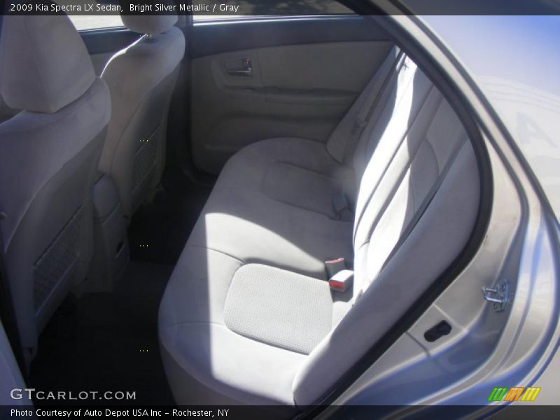 Bright Silver Metallic / Gray 2009 Kia Spectra LX Sedan