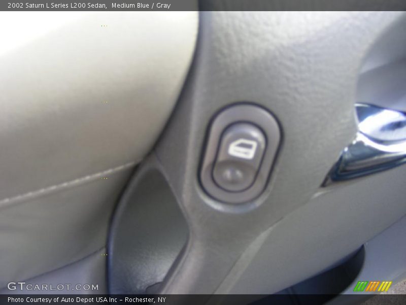 Medium Blue / Gray 2002 Saturn L Series L200 Sedan