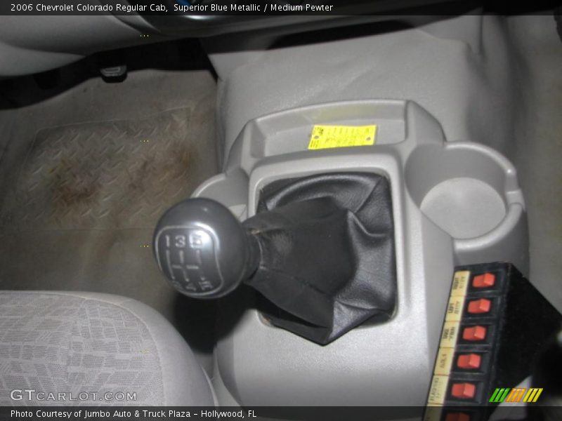  2006 Colorado Regular Cab 5 Speed Manual Shifter