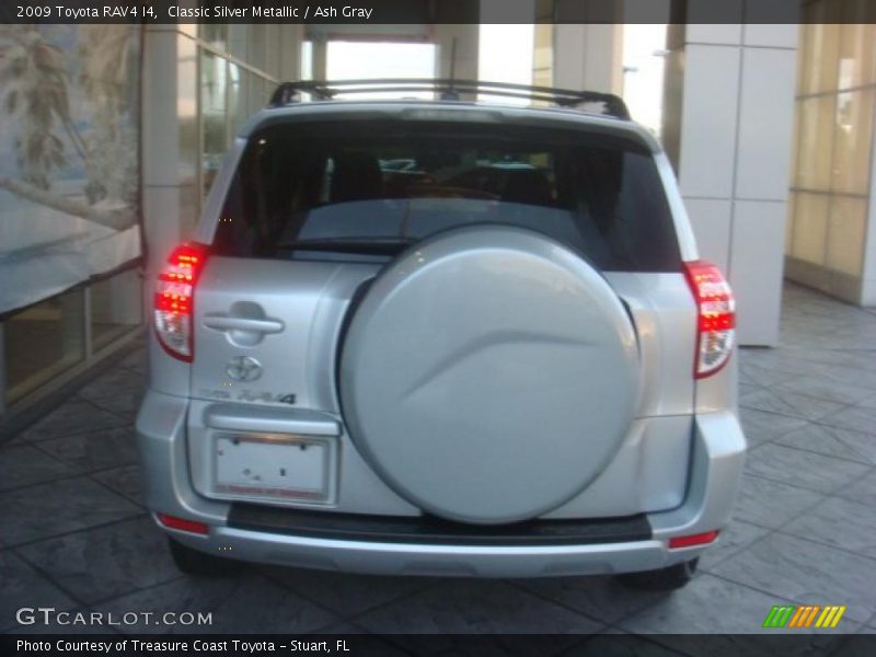 Classic Silver Metallic / Ash Gray 2009 Toyota RAV4 I4