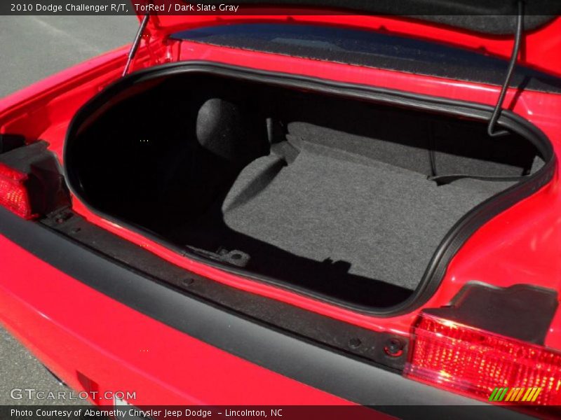  2010 Challenger R/T Trunk