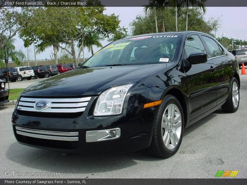Front 3/4 View of 2007 Fusion SEL
