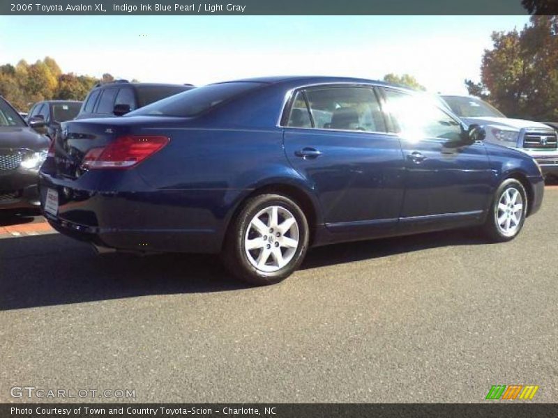 Indigo Ink Blue Pearl / Light Gray 2006 Toyota Avalon XL