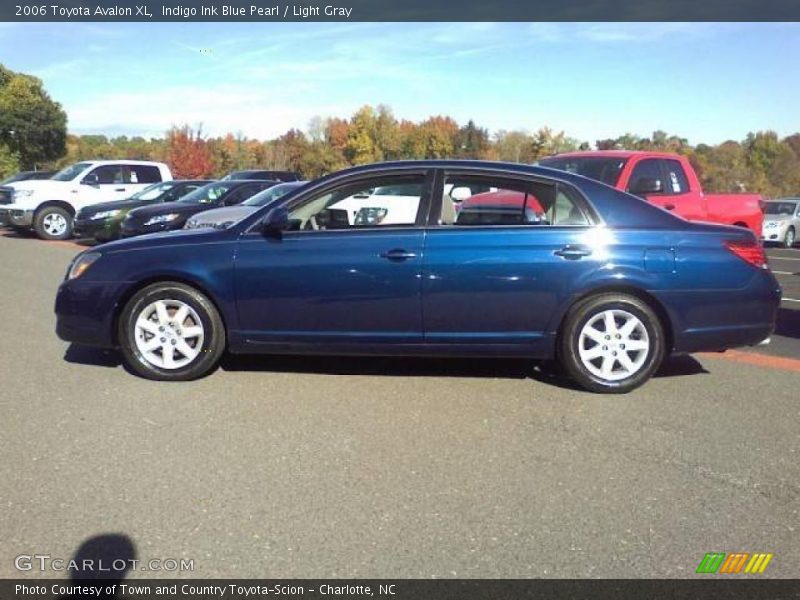 Indigo Ink Blue Pearl / Light Gray 2006 Toyota Avalon XL