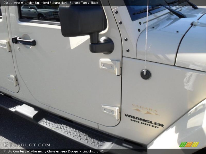Sahara Tan / Black 2011 Jeep Wrangler Unlimited Sahara 4x4