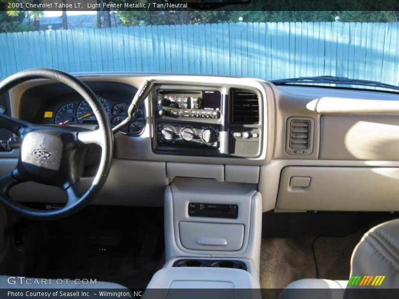 Light Pewter Metallic / Tan/Neutral 2001 Chevrolet Tahoe LT