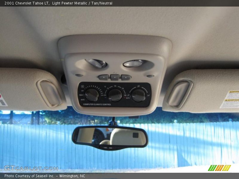 Light Pewter Metallic / Tan/Neutral 2001 Chevrolet Tahoe LT