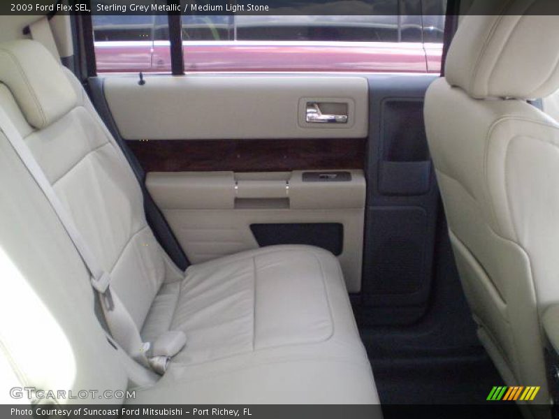 Sterling Grey Metallic / Medium Light Stone 2009 Ford Flex SEL