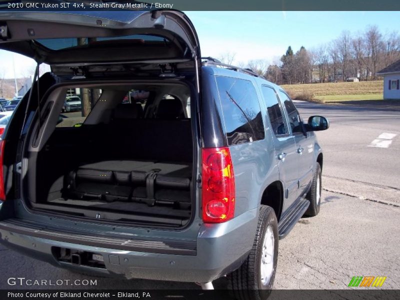 Stealth Gray Metallic / Ebony 2010 GMC Yukon SLT 4x4