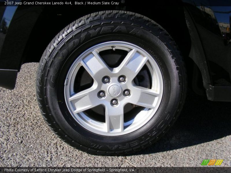 Black / Medium Slate Gray 2007 Jeep Grand Cherokee Laredo 4x4