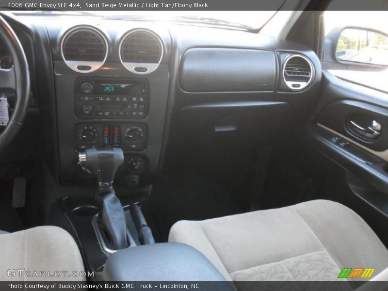 Dashboard of 2006 Envoy SLE 4x4