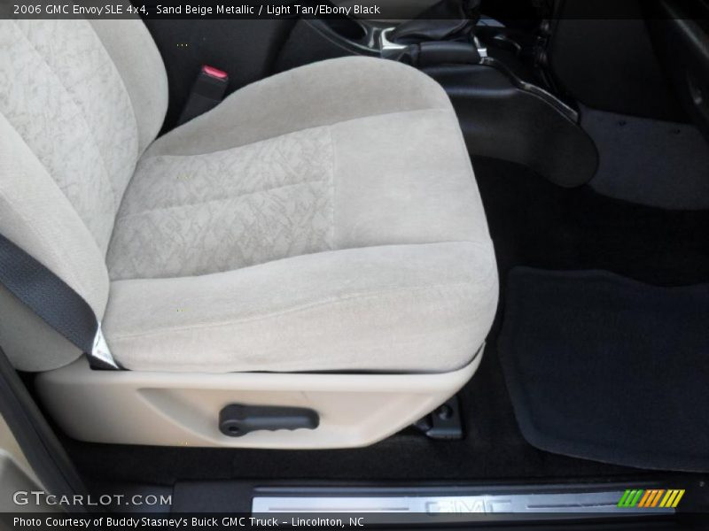  2006 Envoy SLE 4x4 Light Tan/Ebony Black Interior