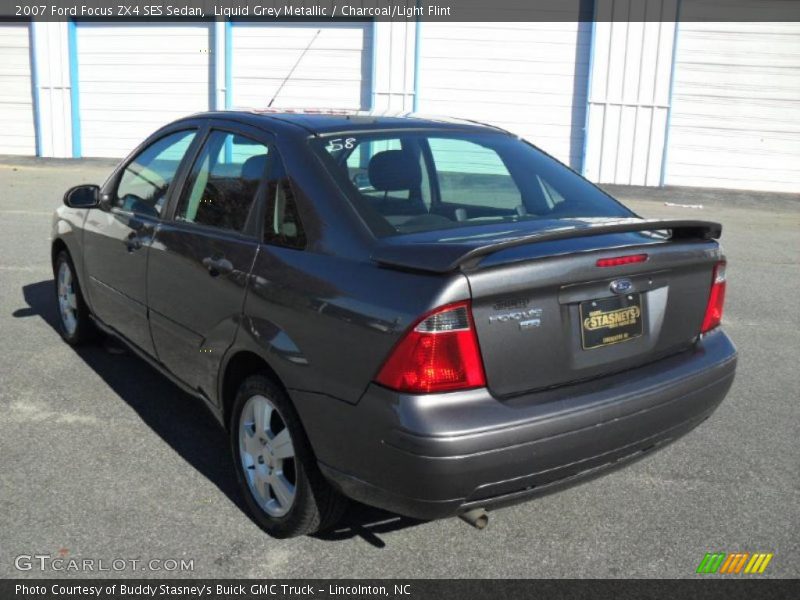 Liquid Grey Metallic / Charcoal/Light Flint 2007 Ford Focus ZX4 SES Sedan