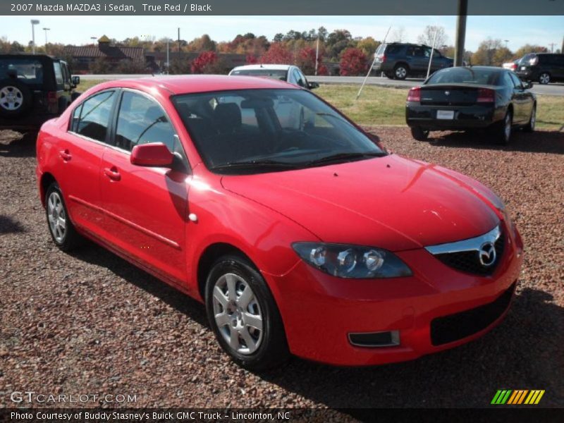 Front 3/4 View of 2007 MAZDA3 i Sedan