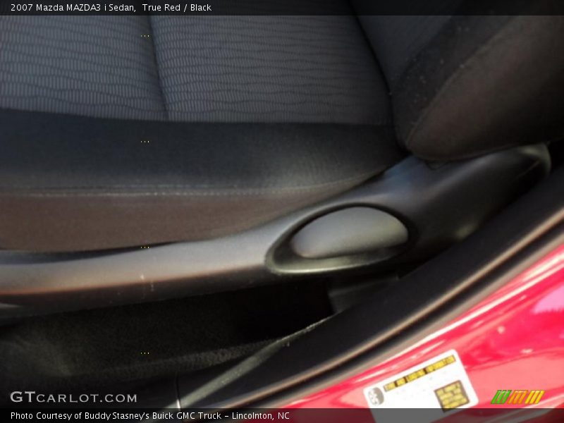 True Red / Black 2007 Mazda MAZDA3 i Sedan