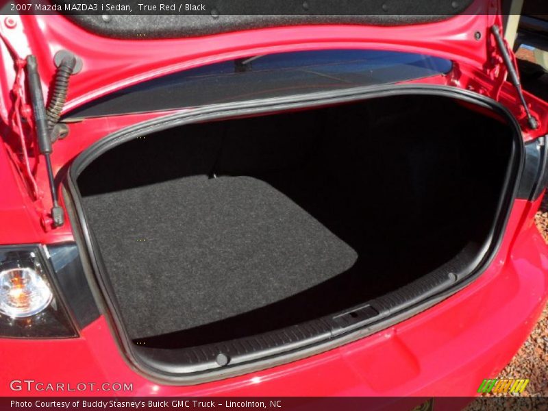  2007 MAZDA3 i Sedan Trunk