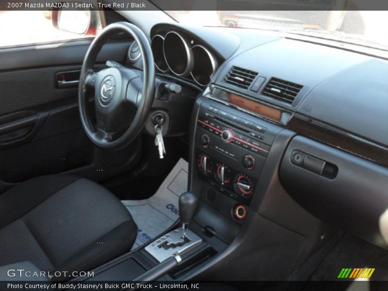 Dashboard of 2007 MAZDA3 i Sedan
