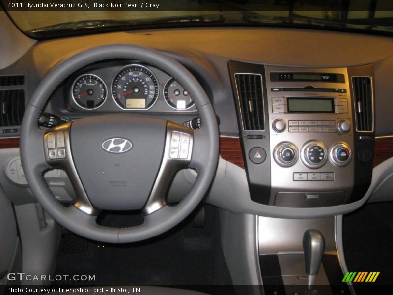 Black Noir Pearl / Gray 2011 Hyundai Veracruz GLS