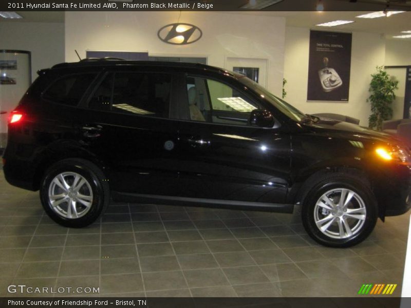 Phantom Black Metallic / Beige 2011 Hyundai Santa Fe Limited AWD