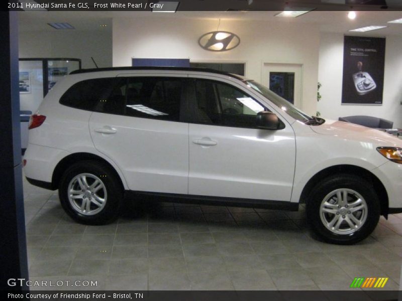 Frost White Pearl / Gray 2011 Hyundai Santa Fe GLS