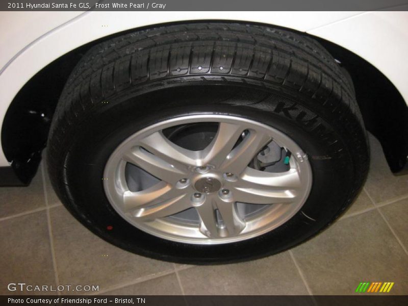 Frost White Pearl / Gray 2011 Hyundai Santa Fe GLS
