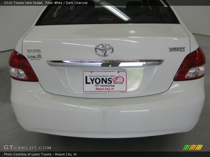 Polar White / Dark Charcoal 2010 Toyota Yaris Sedan