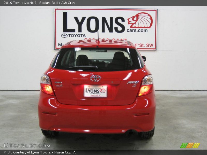 Radiant Red / Ash Gray 2010 Toyota Matrix S