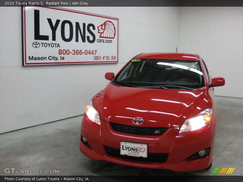 Radiant Red / Ash Gray 2010 Toyota Matrix S