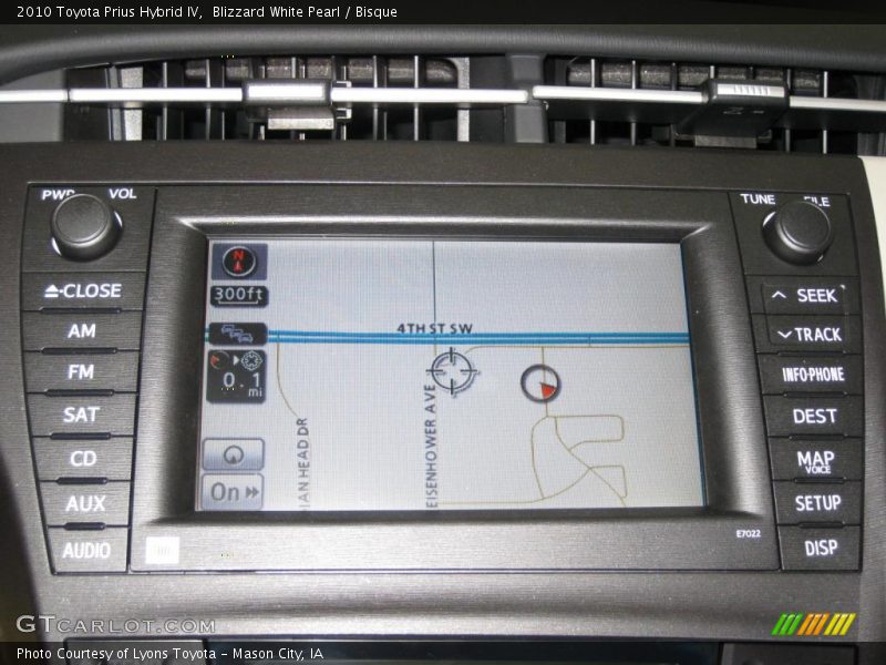 Blizzard White Pearl / Bisque 2010 Toyota Prius Hybrid IV