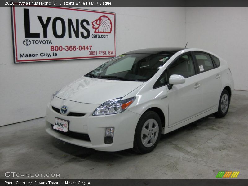 Blizzard White Pearl / Bisque 2010 Toyota Prius Hybrid IV
